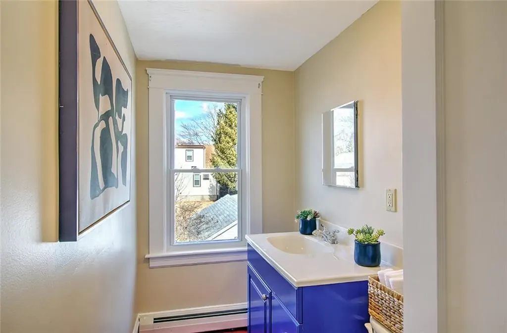 405 Maple Avenue Barrington RI 02806