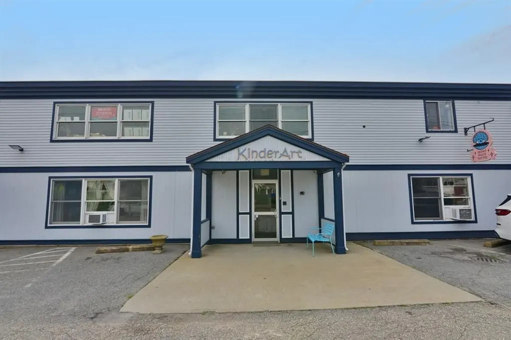 146 Aquidneck Avenue Middletown RI 02842
