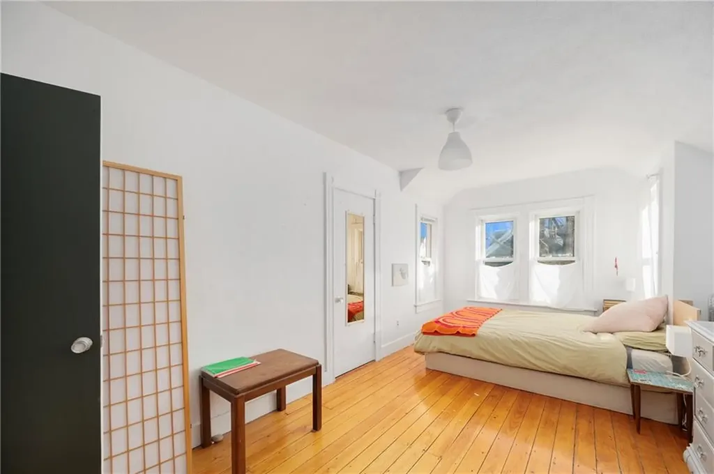 255 Alabama Avenue Providence RI 02905