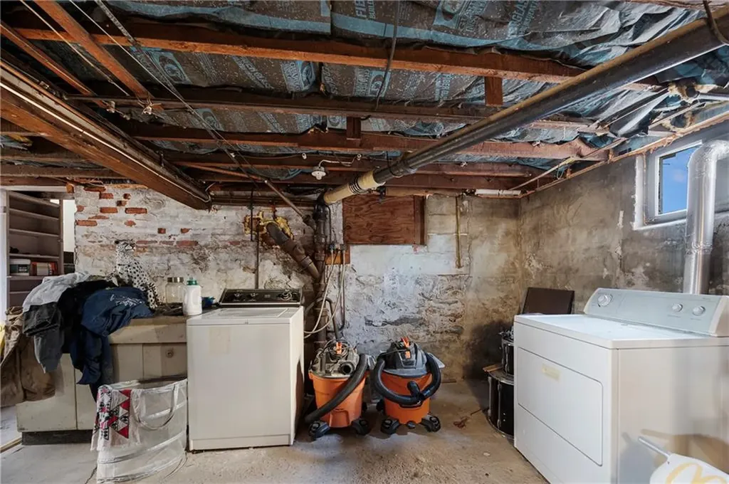 255 Alabama Avenue Providence RI 02905
