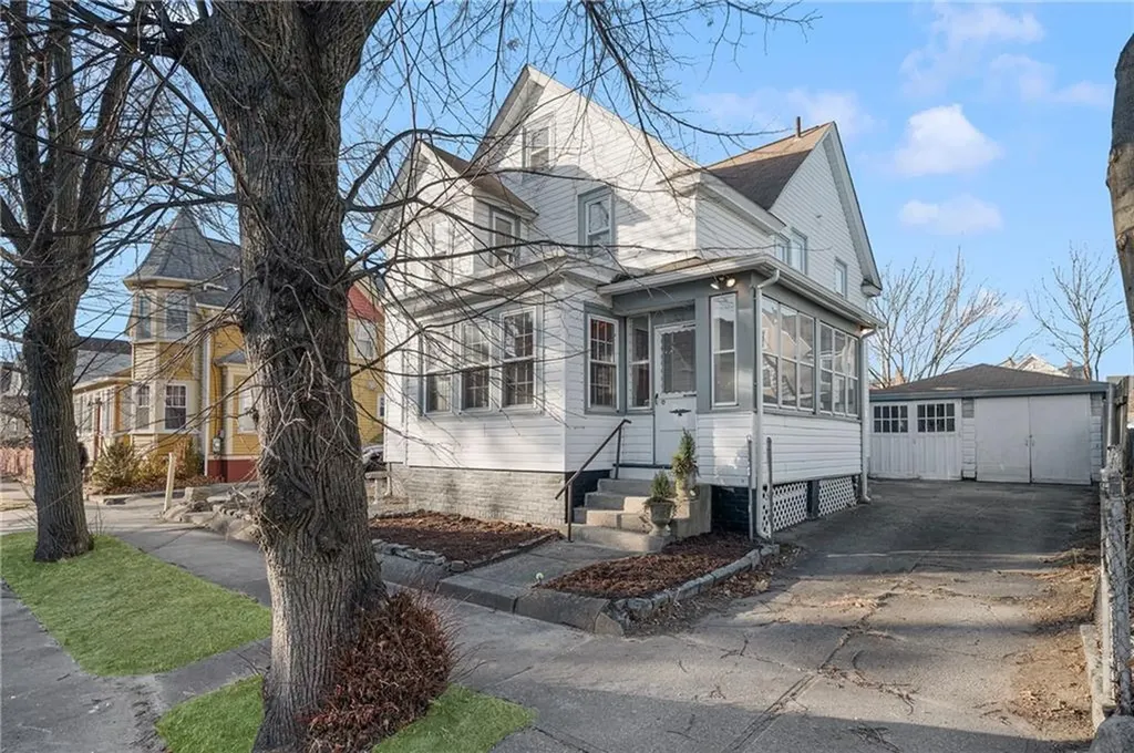 255 Alabama Avenue Providence RI 02905