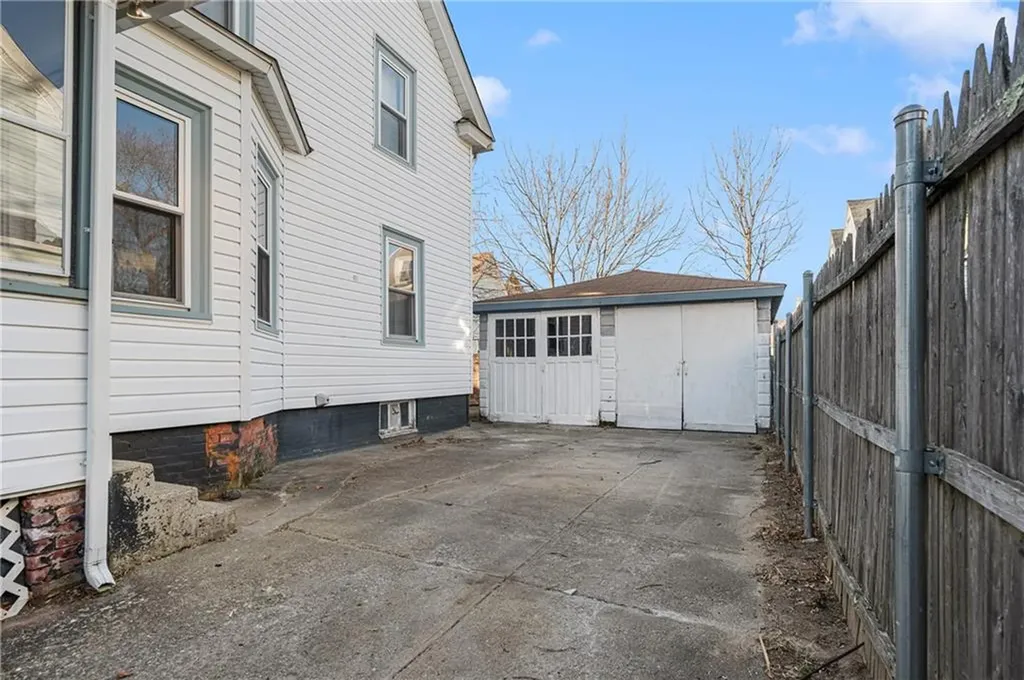 255 Alabama Avenue Providence RI 02905