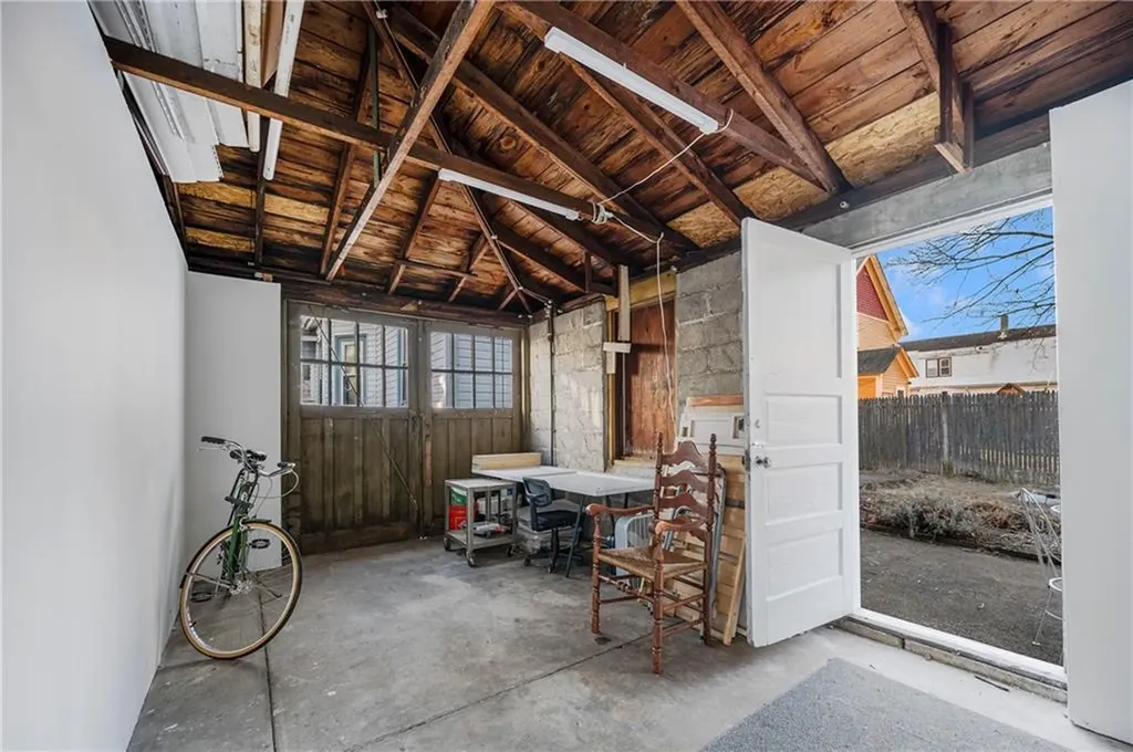 255 Alabama Avenue Providence RI 02905