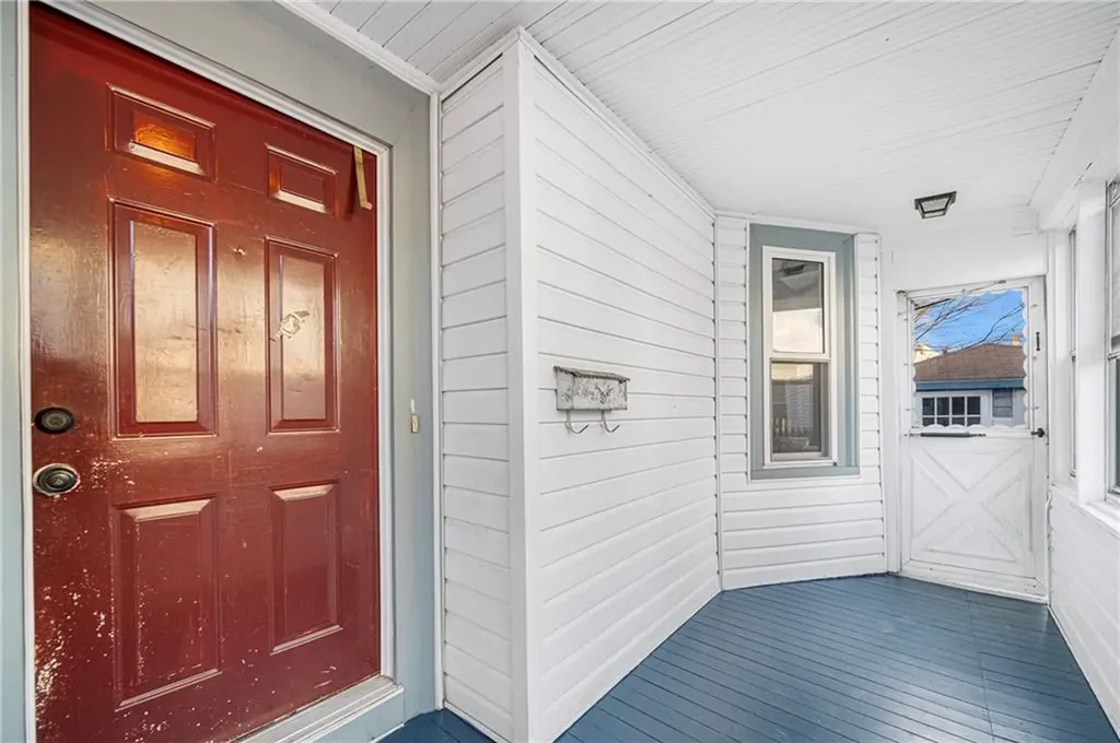 255 Alabama Avenue Providence RI 02905