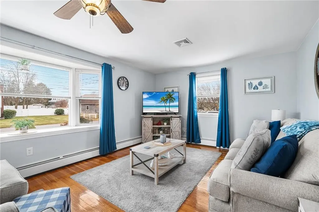 3 Roosevelt Drive Bristol RI 02809