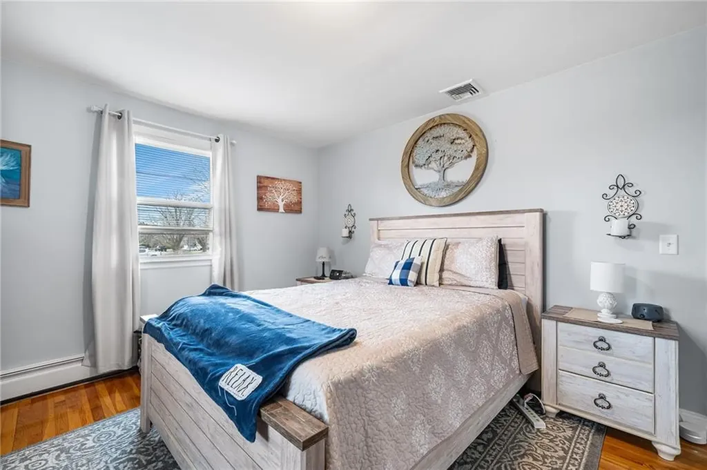 3 Roosevelt Drive Bristol RI 02809