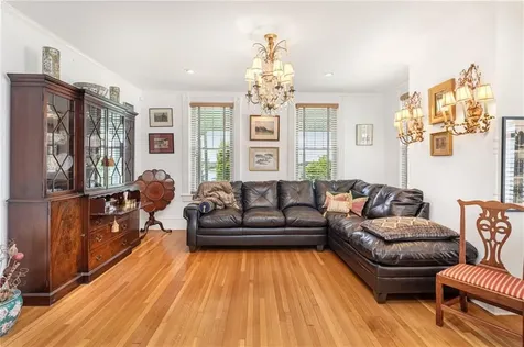 1660 Main Road Tiverton RI 02878