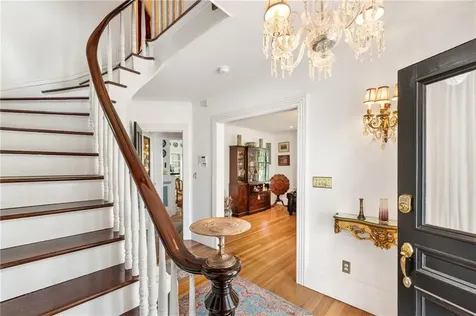 1660 Main Road Tiverton RI 02878