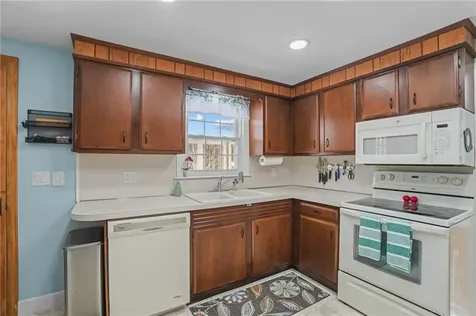 55 Absalona Hill Road Glocester RI 02814