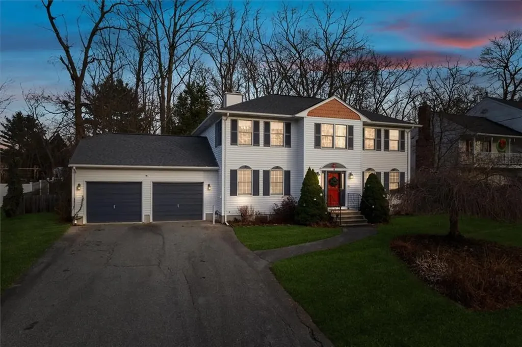 6 Wyoming Drive Cumberland RI 02864