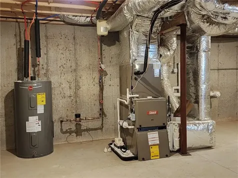 11 White Court North Providence RI 02911