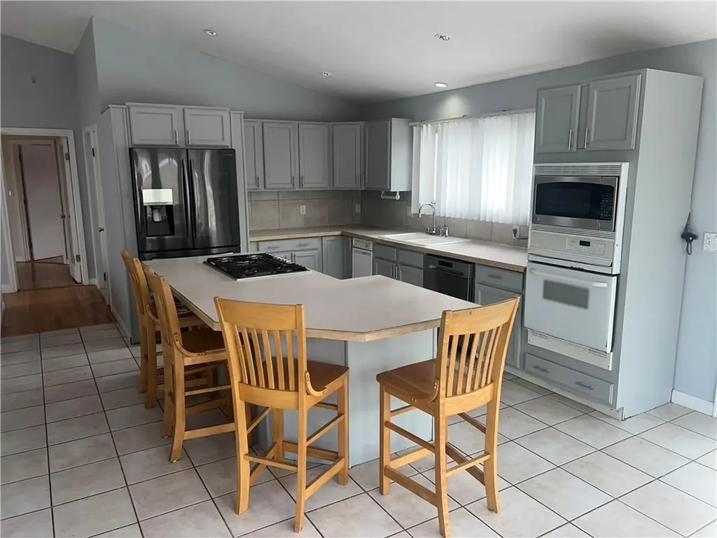 3 Hamilton Drive Johnston RI 02919
