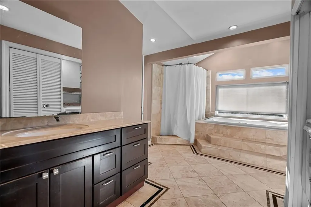 3 Hamilton Drive Johnston RI 02919