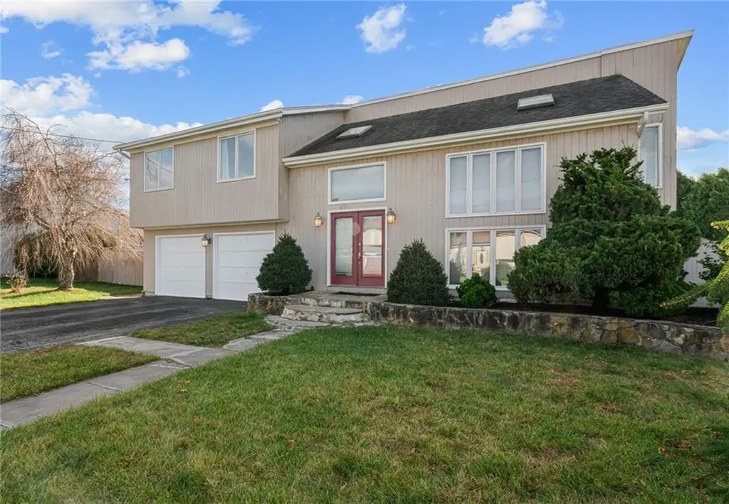 3 Hamilton Drive Johnston RI 02919