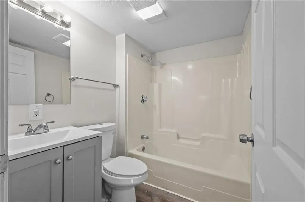 5 Maple Avenue Smithfield RI 02917