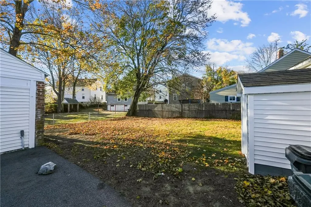 5 Maple Avenue Smithfield RI 02917