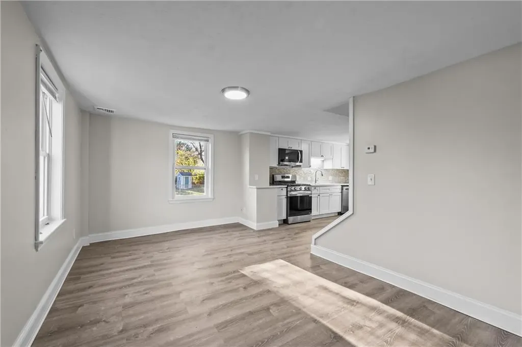 5 Maple Avenue Smithfield RI 02917