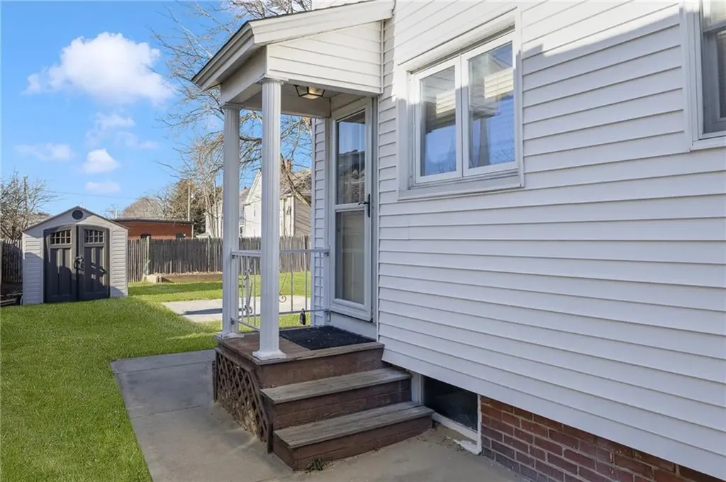 14 S Cornell Avenue Warren RI 02885