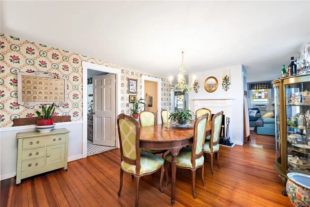 1 King Street Newport RI 02840