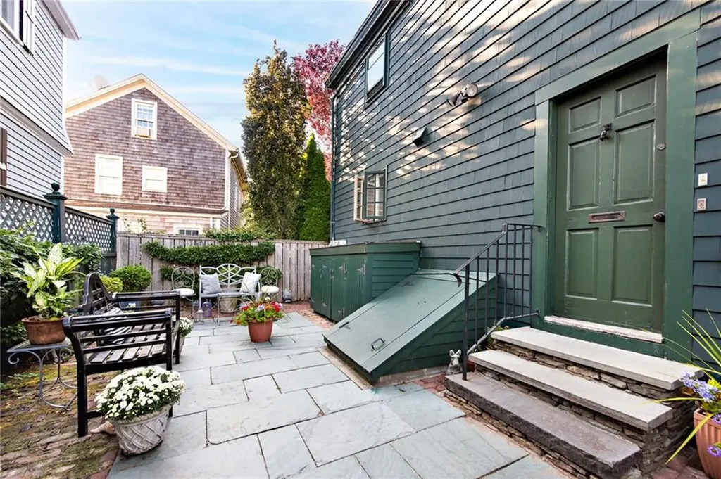 1 King Street Newport RI 02840