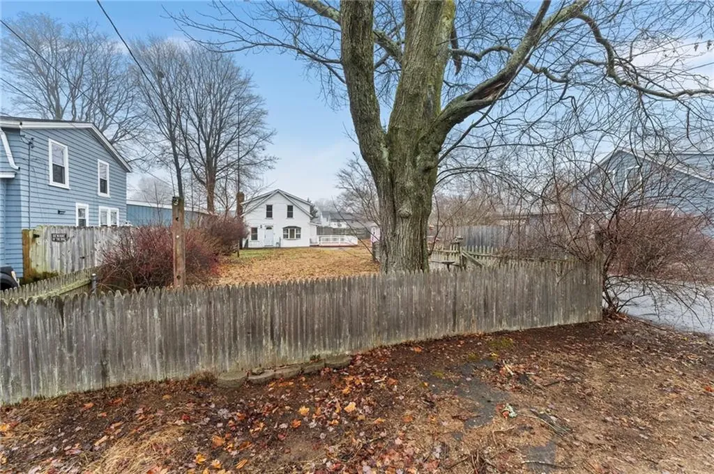 133 Abbott Avenue Warwick RI 02886