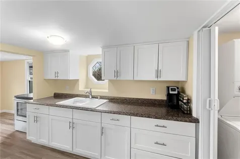 133 Abbott Avenue Warwick RI 02886