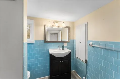 133 Abbott Avenue Warwick RI 02886