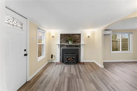 133 Abbott Avenue Warwick RI 02886