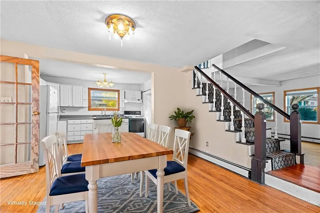 32 Surf Avenue Warwick RI 02889