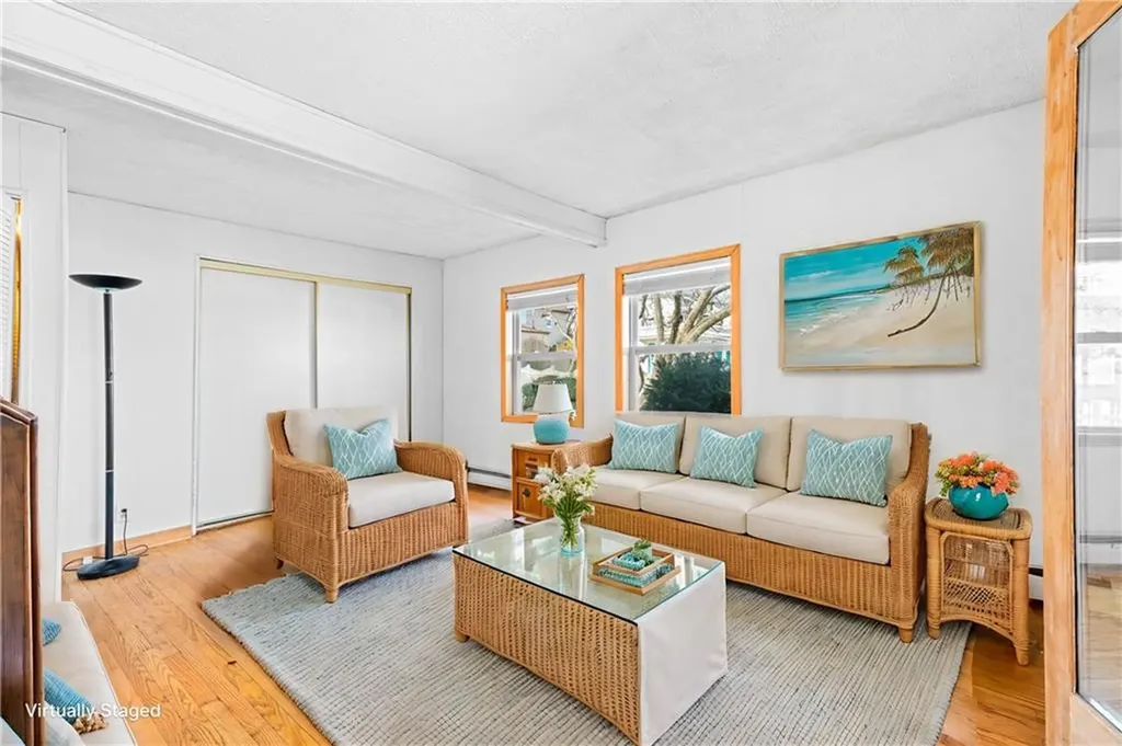 32 Surf Avenue Warwick RI 02889