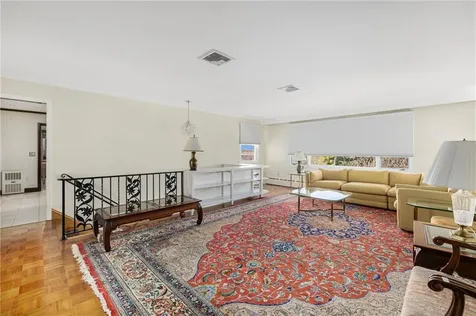 75 Meshanticut Valley Parkway Cranston RI 02920