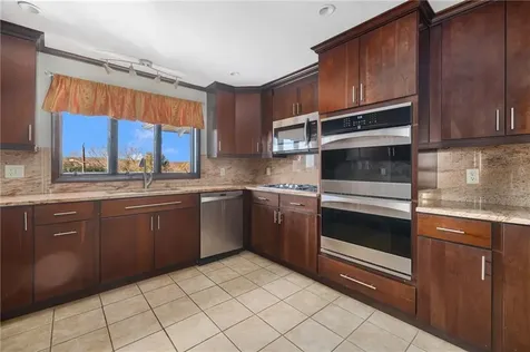 75 Meshanticut Valley Parkway Cranston RI 02920