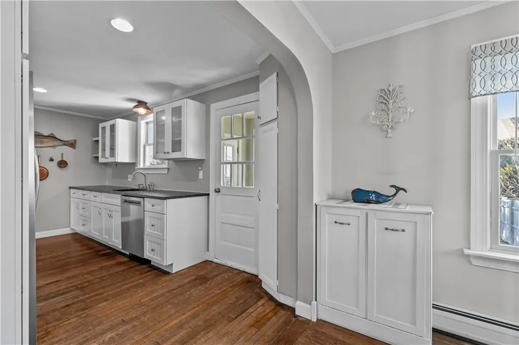 98 Foxboro Avenue Portsmouth RI 02871