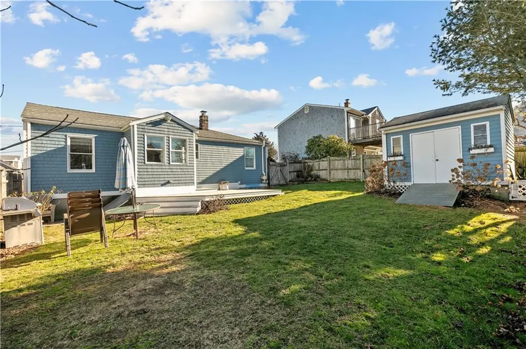 98 Foxboro Avenue Portsmouth RI 02871