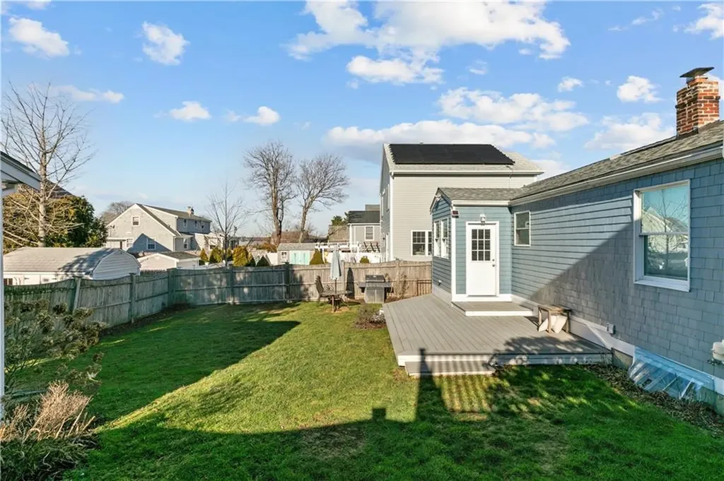 98 Foxboro Avenue Portsmouth RI 02871