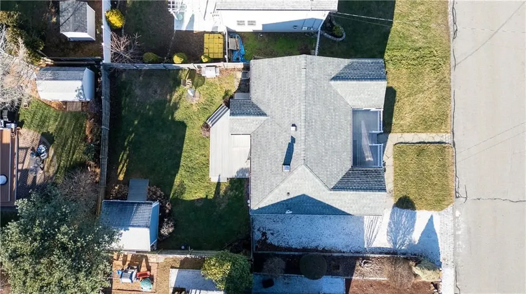 98 Foxboro Avenue Portsmouth RI 02871