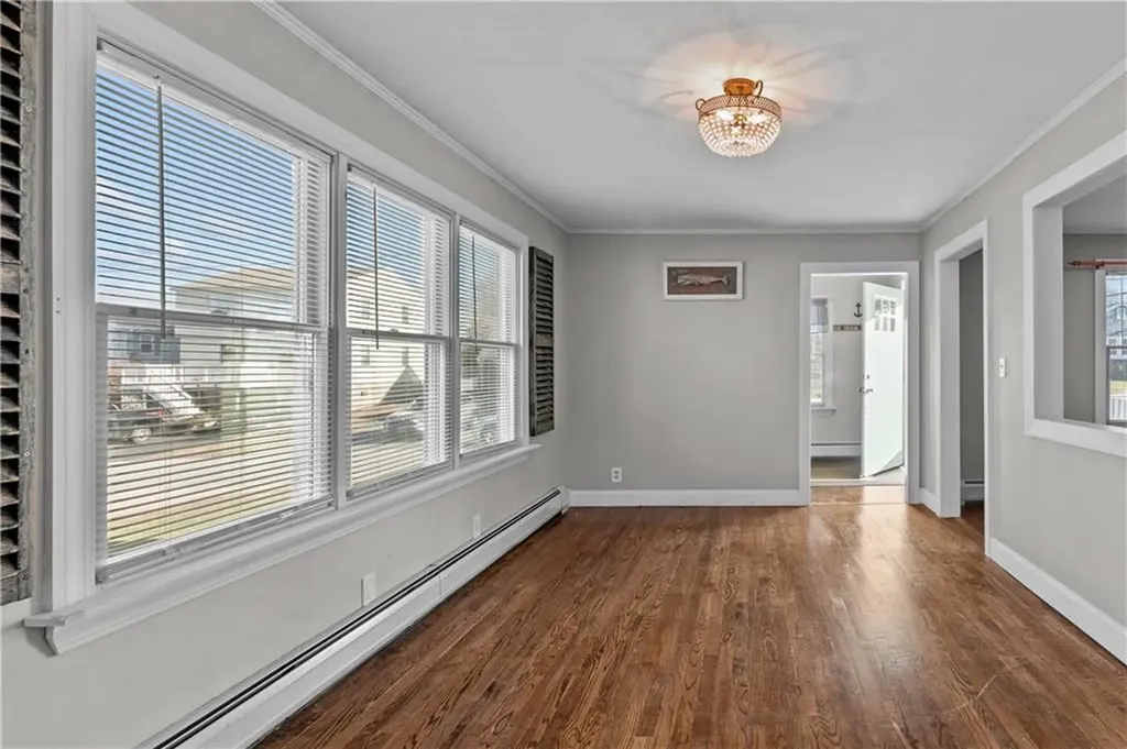 98 Foxboro Avenue Portsmouth RI 02871