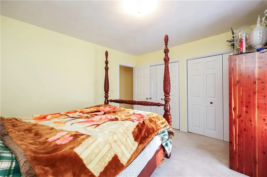 64 Catherine Street Bristol RI 02809
