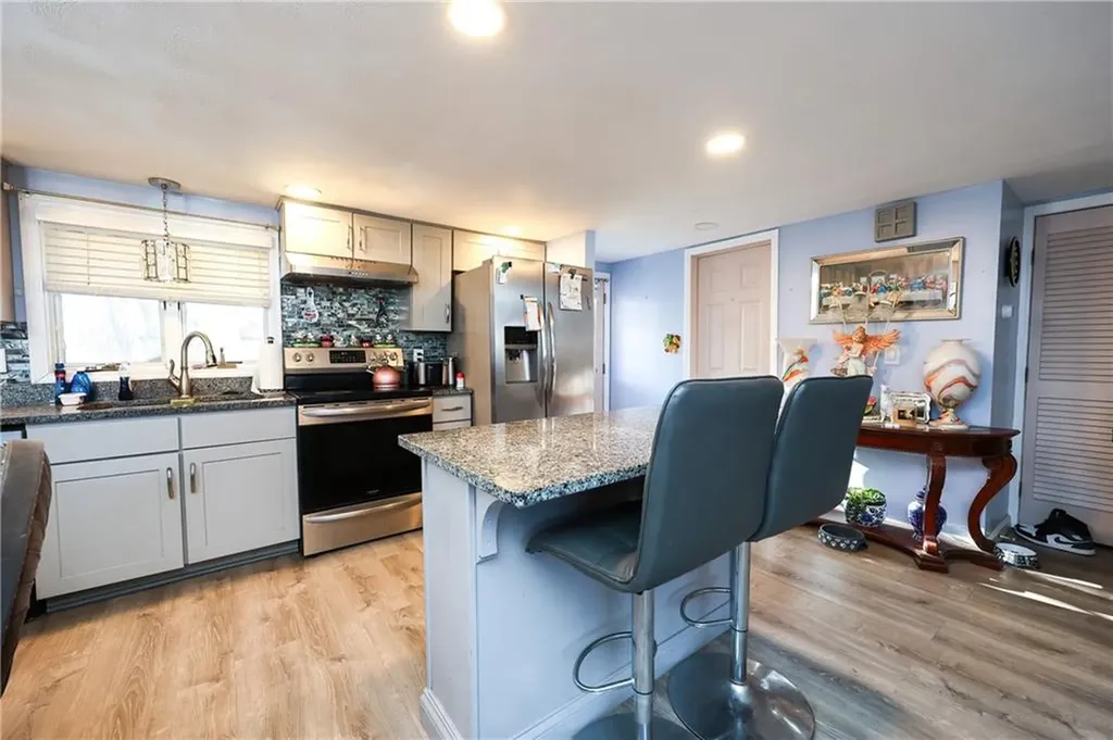 64 Catherine Street Bristol RI 02809