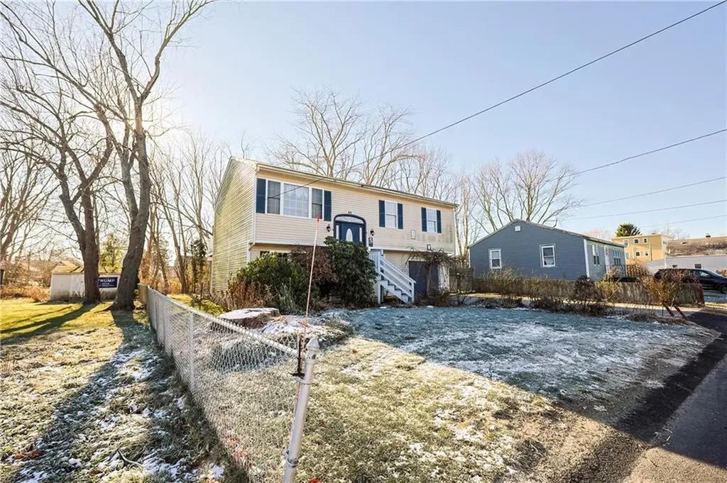 64 Catherine Street Bristol RI 02809