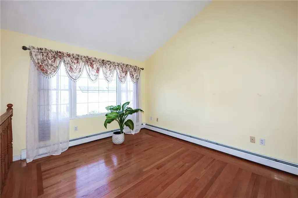 64 Catherine Street Bristol RI 02809