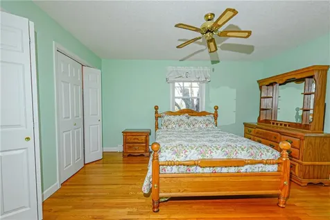 44 Lisa Terrace Portsmouth RI 02871