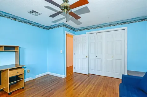 44 Lisa Terrace Portsmouth RI 02871