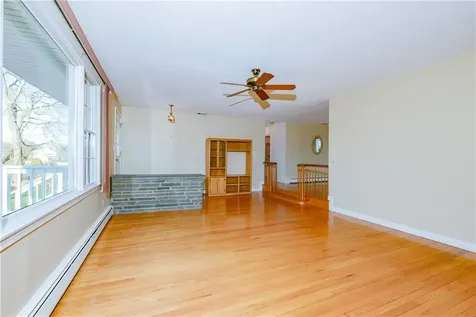 44 Lisa Terrace Portsmouth RI 02871