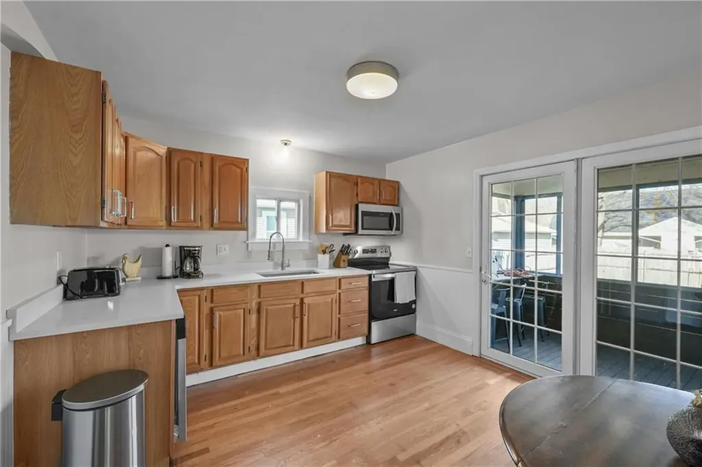 13 Silver Lake Avenue Warwick RI 02888