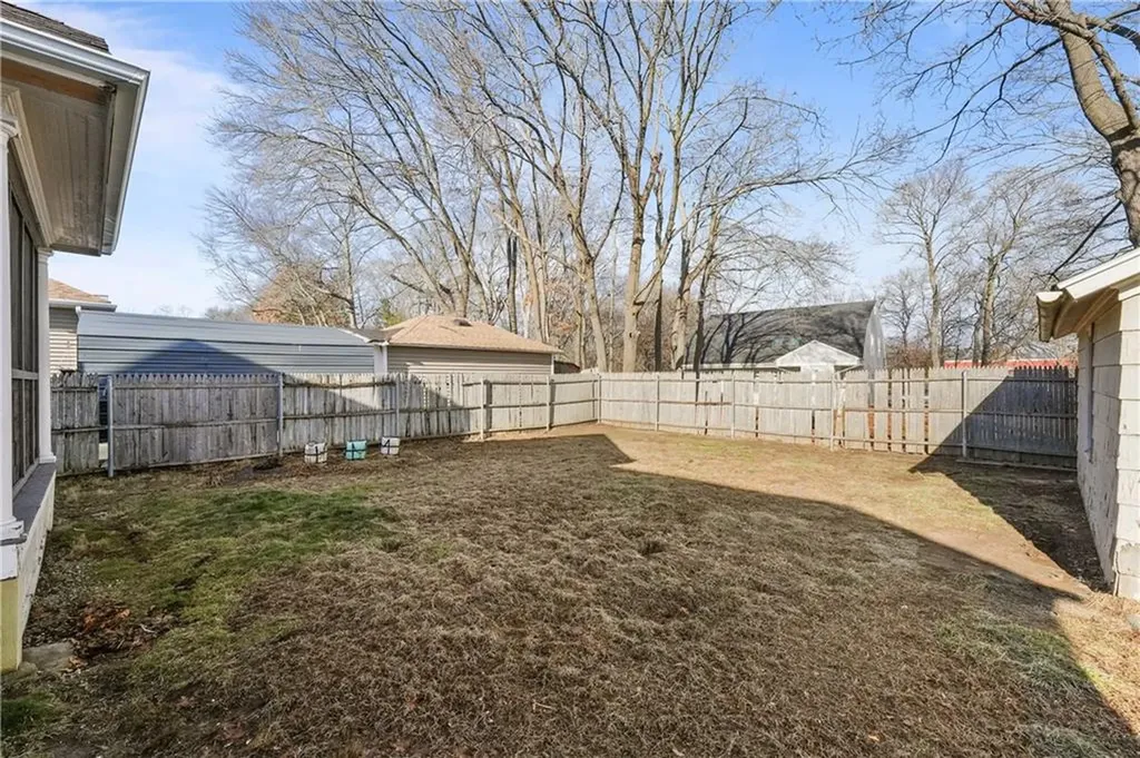 13 Silver Lake Avenue Warwick RI 02888