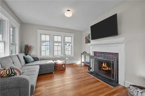 13 Silver Lake Avenue Warwick RI 02888