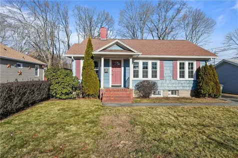 13 Silver Lake Avenue Warwick RI 02888