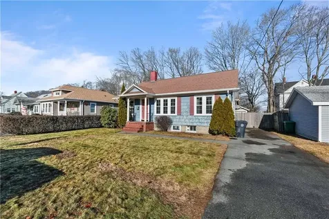 13 Silver Lake Avenue Warwick RI 02888