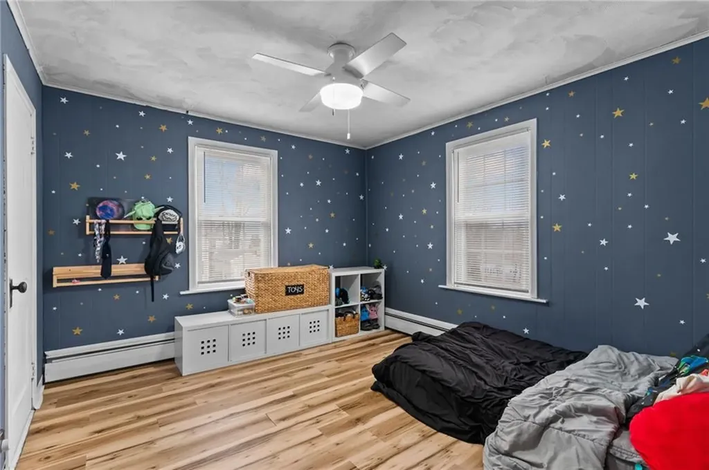 76 Lexington Avenue West Warwick RI 02893